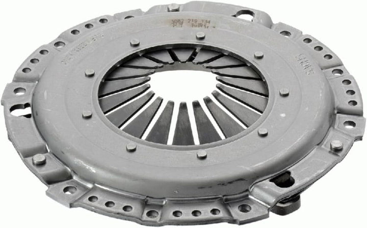 SACHS Kupplungssatz 3000 317 001, OE-Qualität, Kupplungssatz-Austausch beim Auto