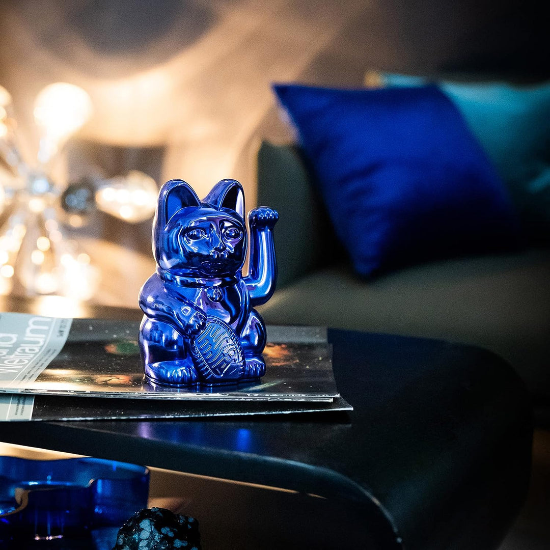 DONKEY Lucky Cat Cosmic Edition Earth Shiny Blue | Winkekatze, Maneki Neko, 15 cm, in Geschenkverpac