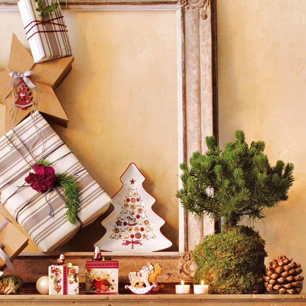 Villeroy und Boch Winter Bakery Delight Grosse Schale in Baum-Form, Premium Porzellan, Weiss/Rot Bau
