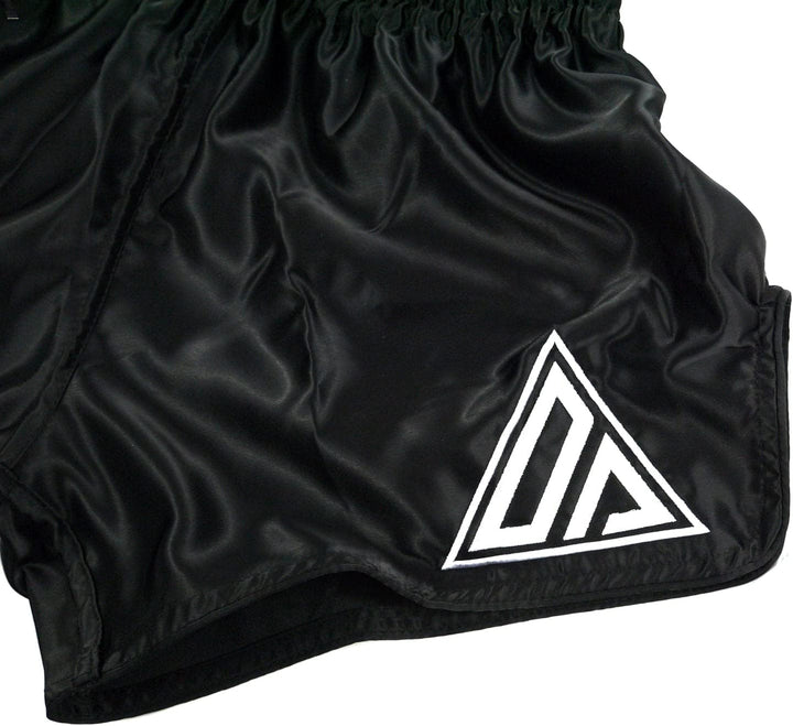 Dynamix Athletics Muay Thai Shorts Origin - Traditionelle klassische Thaibox Hose für Herren mit bre