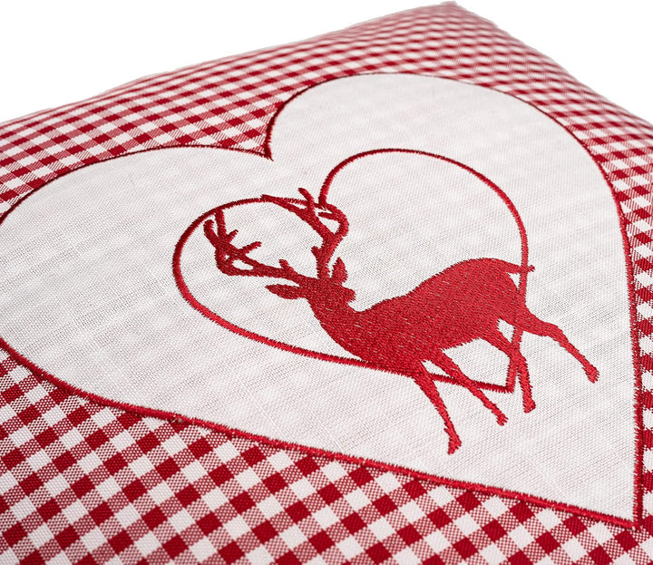 Zirbenkissen bestickt mit Hirsch und Herz rot karriert Grösse 40x40 cm befüllt mit Zirbenflocken aus