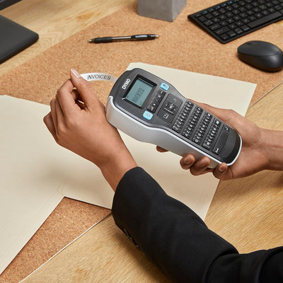 DYMO LabelManager 160 Label Maker Starter Kit, Monochrom | Handetikettiermaschine | mit 3 Rollen D1