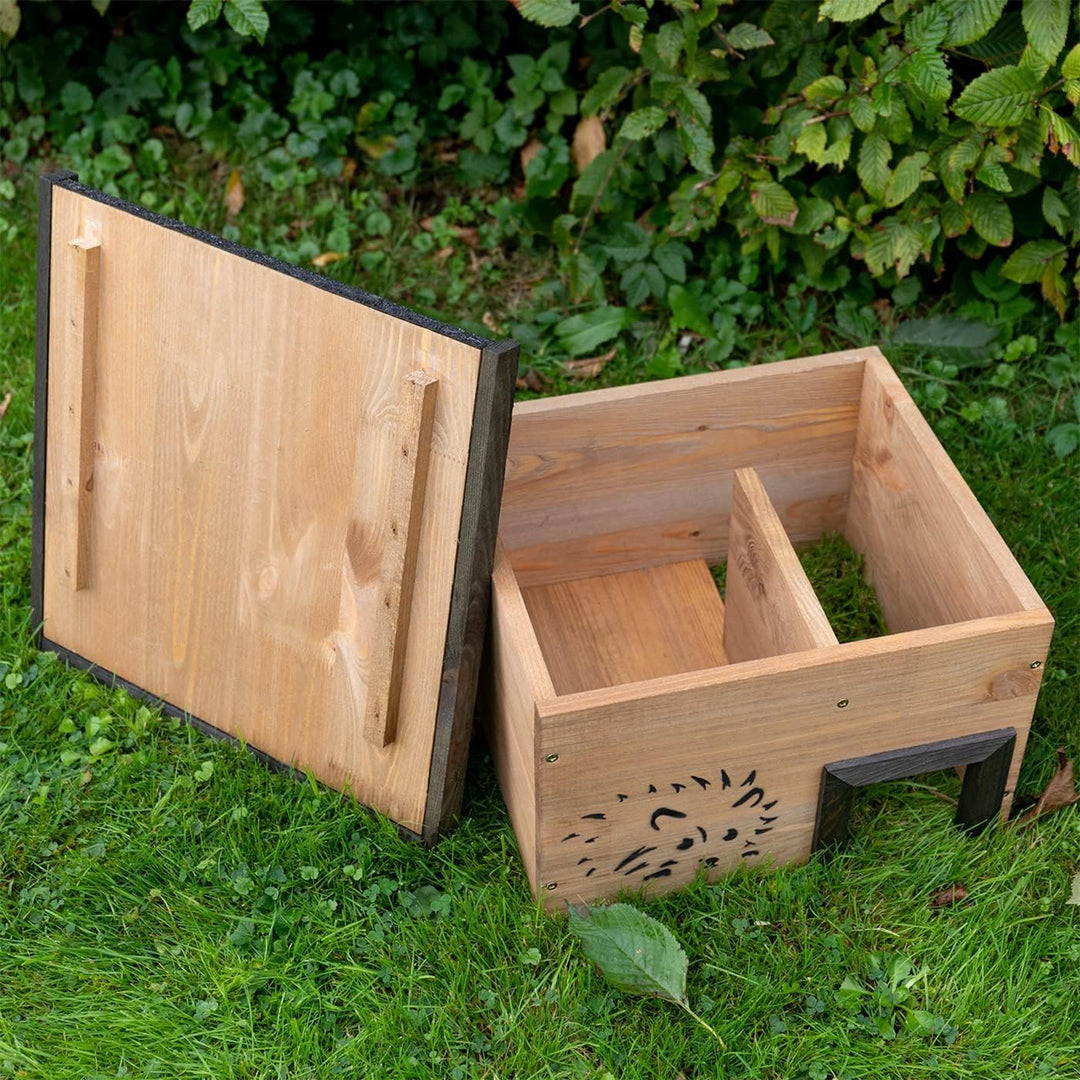 VOSS.garden Igelhaus Kiefernholz wetterbeständig Igelhotel Igelhütte Winterquartier Futterstelle