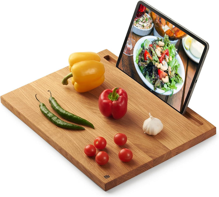 Edeldings Schneide- und Servierbrett aus hochwertiger Eiche 40 х 30 cm gross mit Tablethalterung | A
