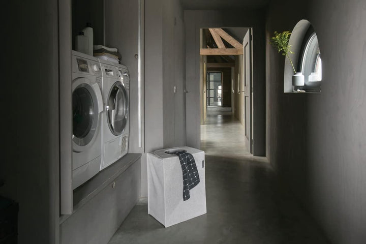 Brabantia - Wäschesack - Quick-Drop-Öffnung - Robuste Textilsack - Platzsparend - Der Deckel lässt s