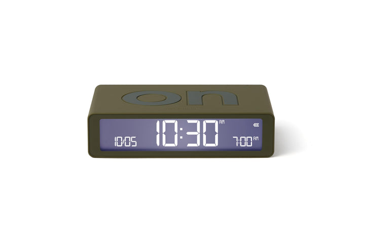 Lexon Flip Classic Digitaler Wecker mit umkehrbaren EIN/Aus-Seiten, wiederaufladbare Nachttischuhr m