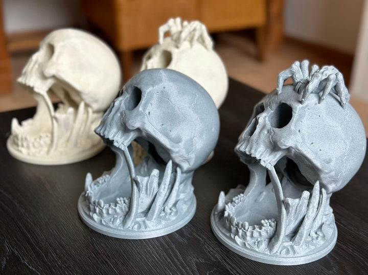 LAYERSMITH® D&amp;D Würfelturm als Totenkopf mit Spinne [Made IN Germany] in Farbe Granitgrau aus Biokun