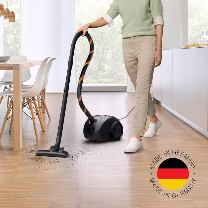 Bosch Staubsauger mit Beutel Serie 2 BGDS2CHAMP, Bodenstaubsauger, nachhaltig, aus Recyclingmaterial