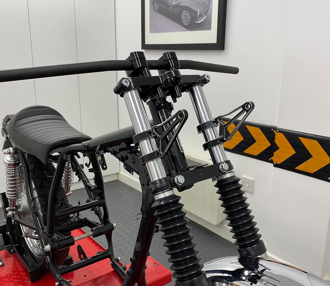Gabel Montiert Motorrad Scheinwerfer-Halter 32mm - 33mm Razor Stil Hochwertig CNC Bearbeitet Alumini