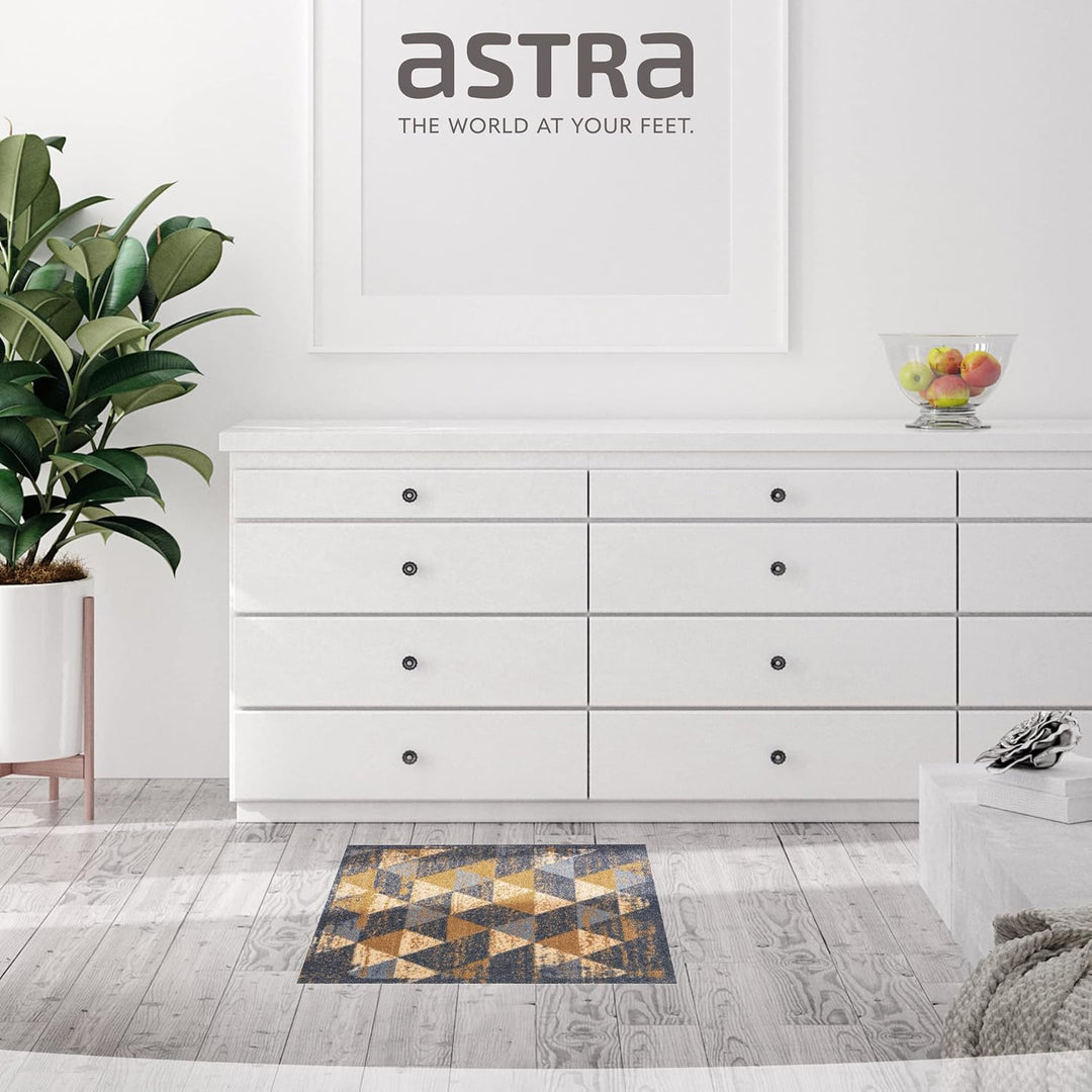Astra rutschfeste Sauberlaufmatte innen - Dreiecke grau-braun 50 x 70 cm - Wohnraum Fussmatte Design