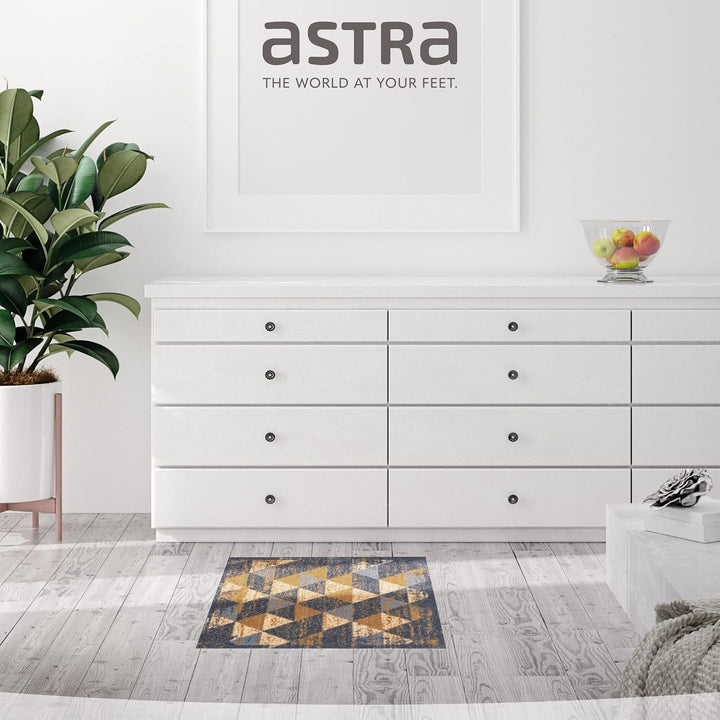 Astra rutschfeste Sauberlaufmatte innen - Dreiecke grau-braun 50 x 70 cm - Wohnraum Fussmatte Design