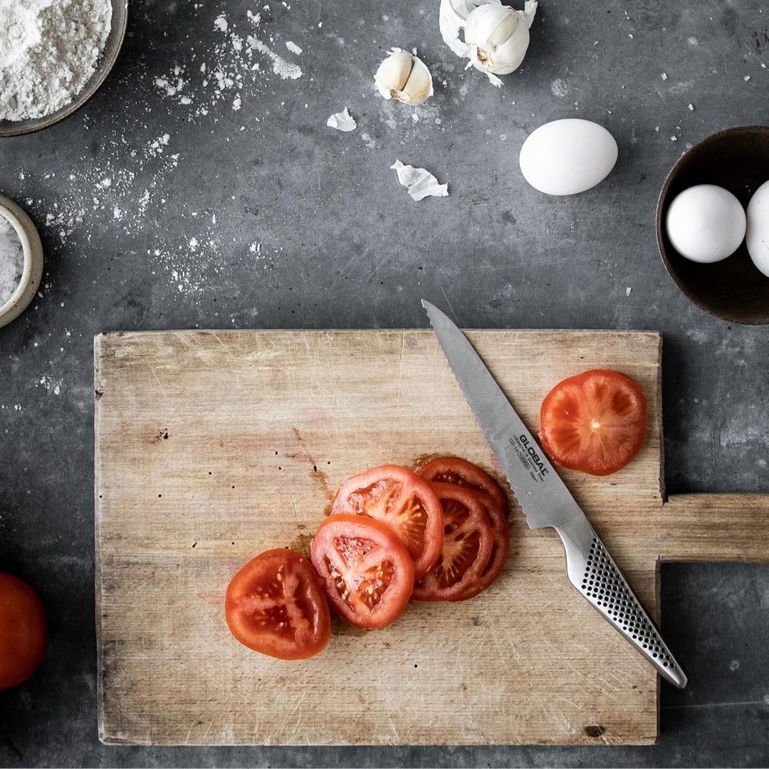 Global GS-14 Brötchenmesser 15 cm