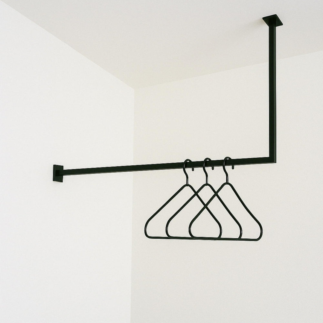 Kleiderstange L-Form schwarz aus Metall - Garderobenstange L-Form 50 kg Traglast - Kleiderstange Eck