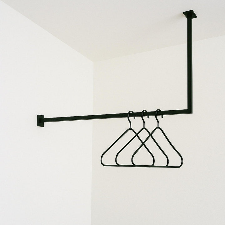 Kleiderstange L-Form schwarz aus Metall - Garderobenstange L-Form 50 kg Traglast - Kleiderstange Eck
