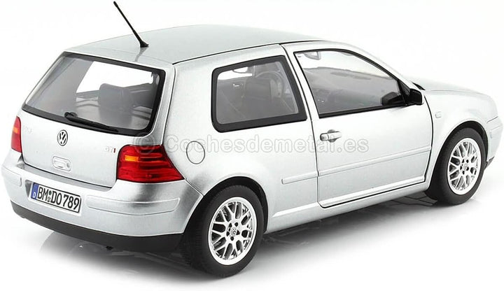 Norev NV188570 1:18 VW Golf GTI 1998 Silber Volkswagen Sammelmodell Multi