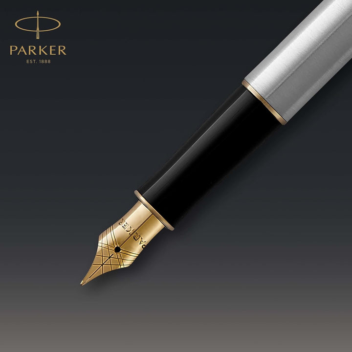 Parker Sonnet Füller | Edelstahl mit Goldzierteilen | Füllfederhalter mit feiner Feder | Geschenkbox