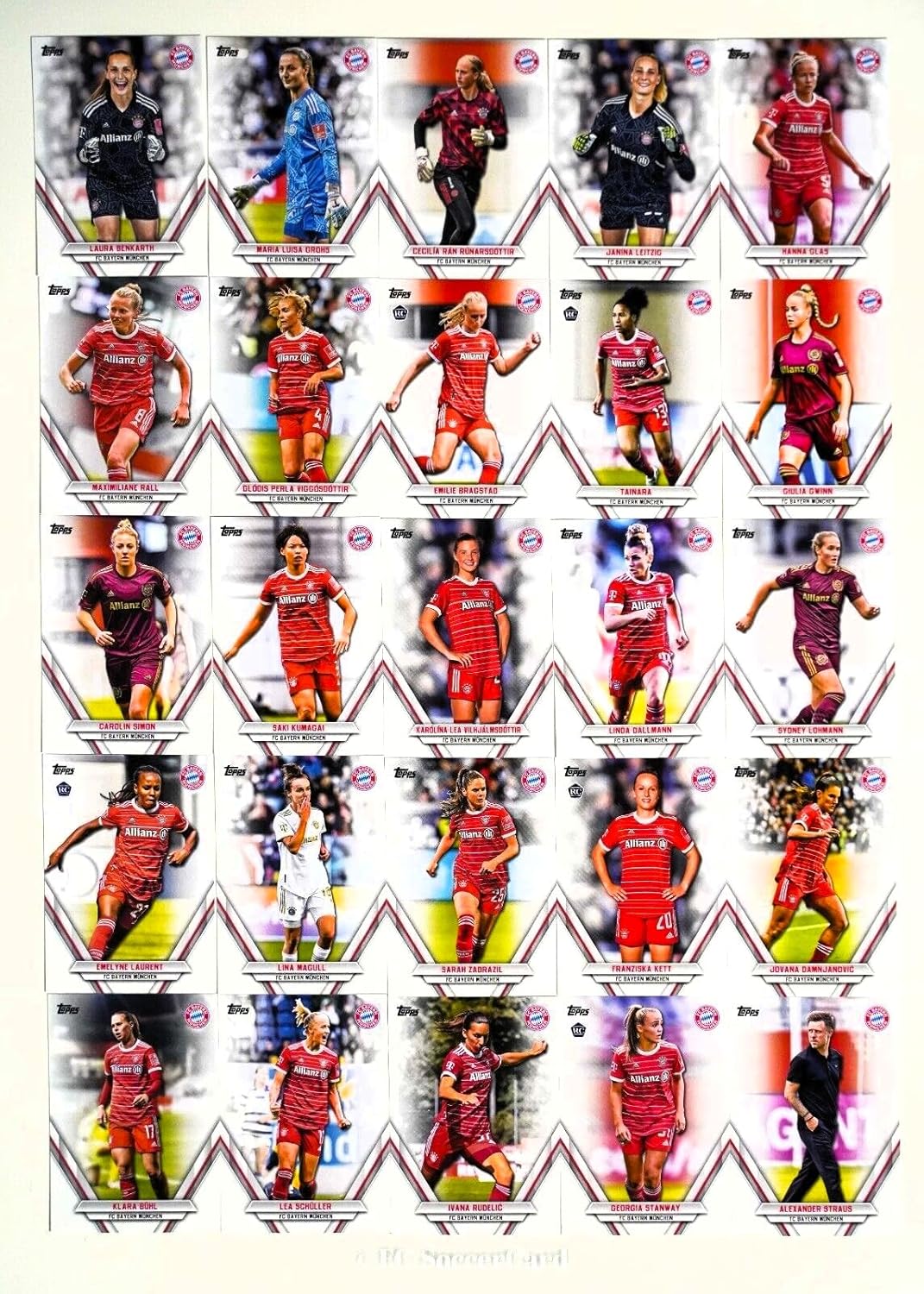 Topps FC Bayern München Team Set 2022-23 - Set 50 Basecards + 26 Inserts komplett Musiala Gwinn