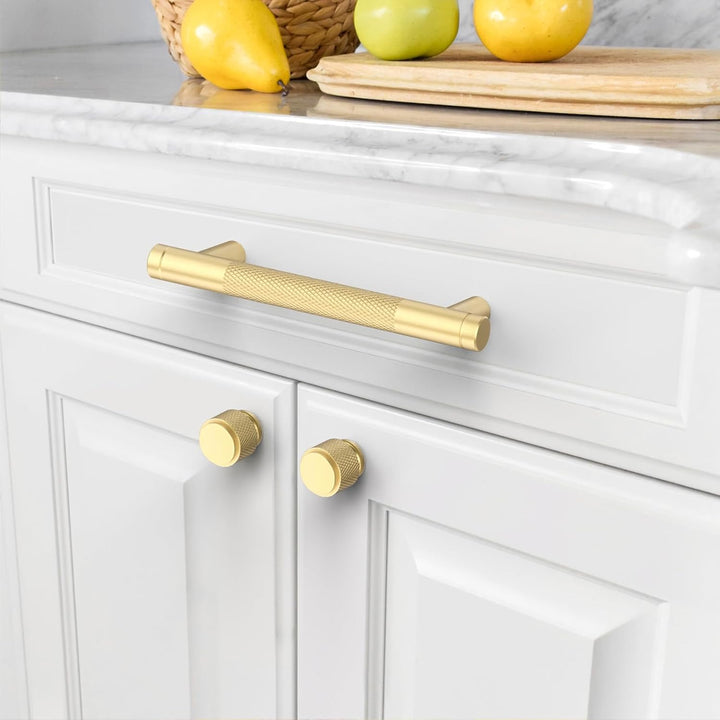 Amerdeco 10 Stück Gold Gerändelte Schrankgriffe 96mm Lochabstand, Aluminium Griffe für Küchenschränk