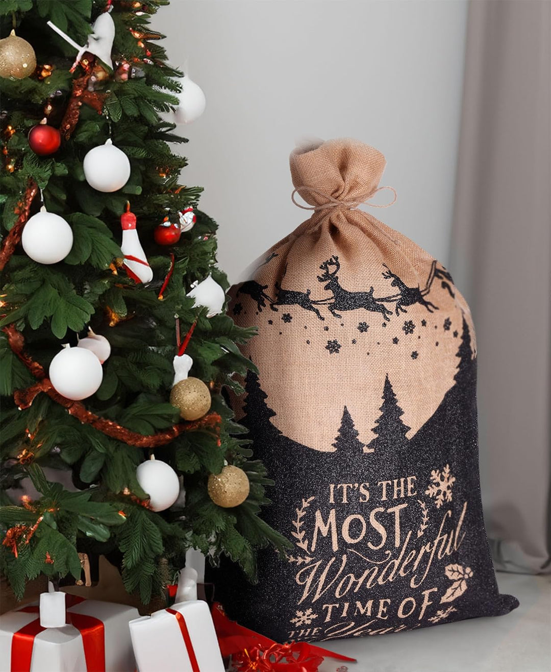 BRUBAKER 3er Set Weihnachtssack - 80 cm Geschenksack mit weihnachtlichen Motiven - Nikolausbeutel zu