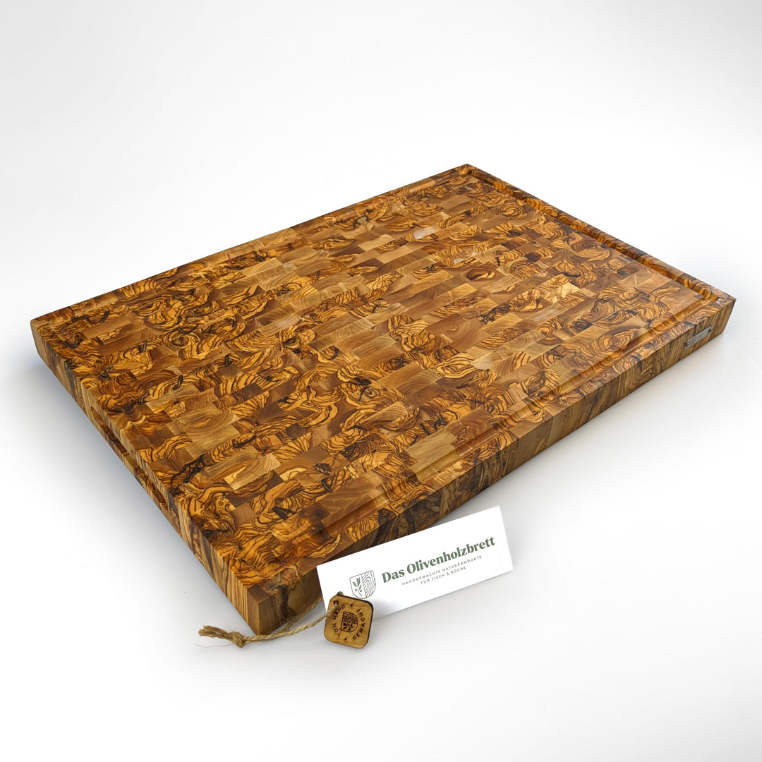 DAS OLIVENHOLZBRETT® / Exklusives Olivenholz Mosaik Schneidebrett mit Saftrille / Hirnholzbrett aus