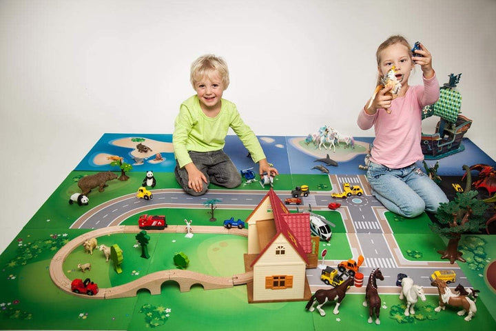 playmatt Spielmatte - Graslandschaft mit Teich | rutschfest | 100% schadstofffrei | waschbar, Grasla