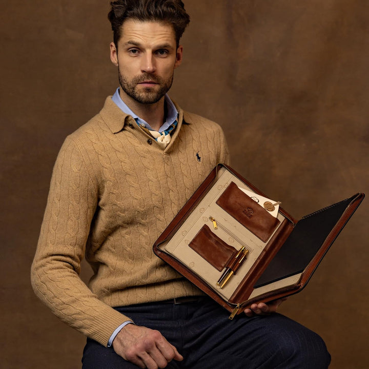 Leder Schreibmappe A4 - Konferenzmappe für Herren - Organizer Mappe - Stylische Aktenmappe - Cognac