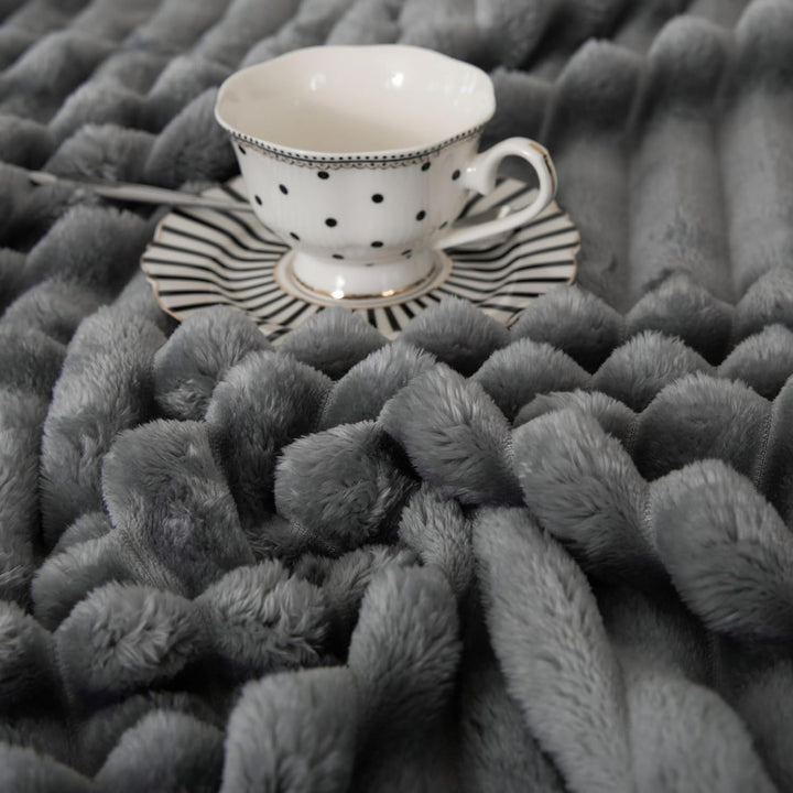 Kuscheldecke - Warme Flausige Bettüberwurf Decke und Sofadecke - Streifen Design Mama, Frauen und Fr