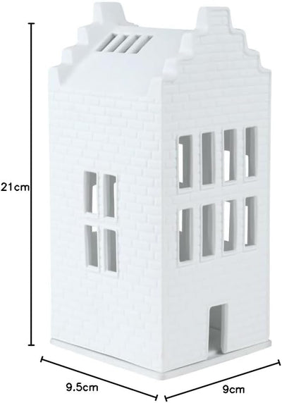 Räder Lichthaus Grosses Backsteinhaus
