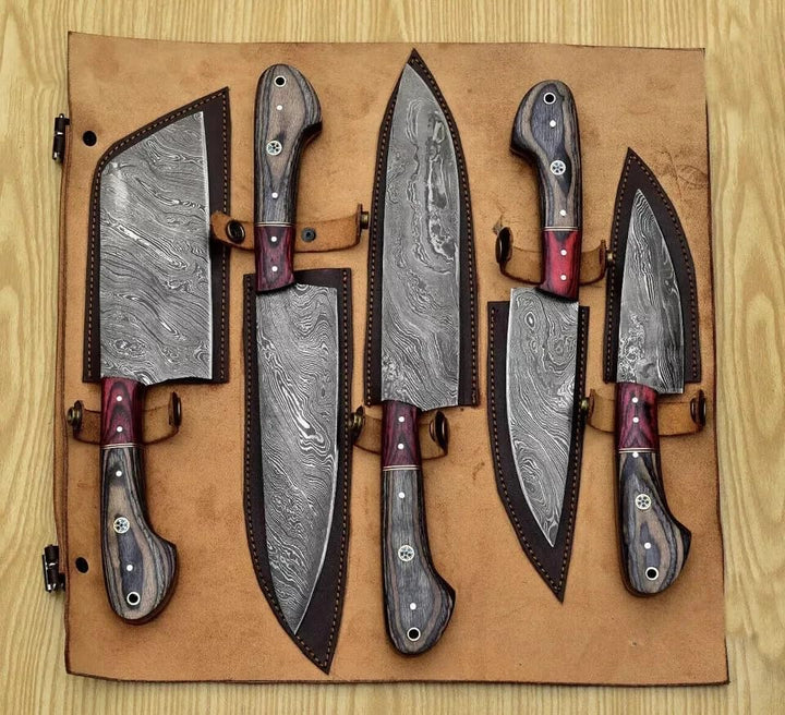 Premium Custom Made Damascus Steel 5 pcs Professional Kitchen Chef Knife Set. 8-20 cm Blades Made of