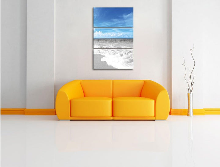 Pixxprint Sandstrand mit Welle bei azurblauen Himmel 3-Teiler Leinwandbild 120x80 Bild auf Leinwand