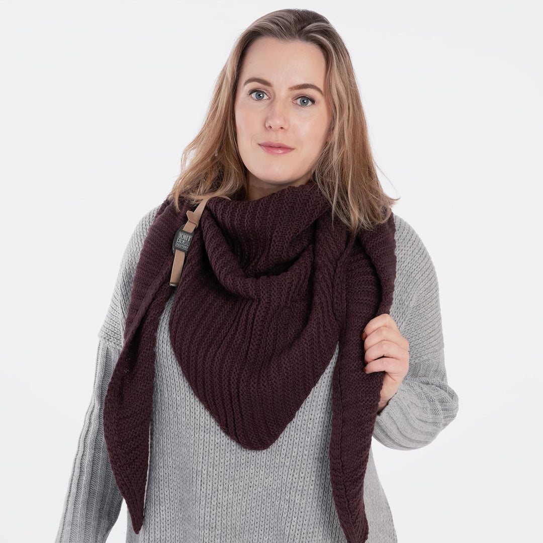 KNIT FACTORY - Demy Dreiecksschal - Damen Strickschal mit Wolle - Winterschal - Herbst & Winter Esse
