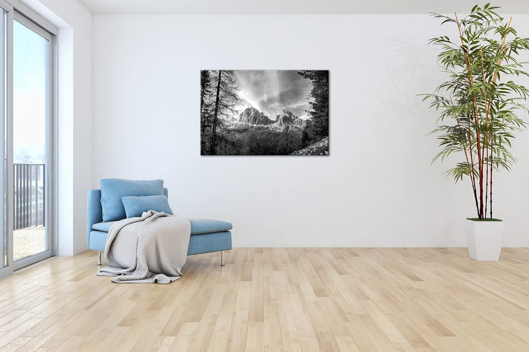 Traumhafte Berglandschaft der Dolomiten Format: 60x40 als Leinwand, Effekt: Schwarz&Weiss, Motiv fer