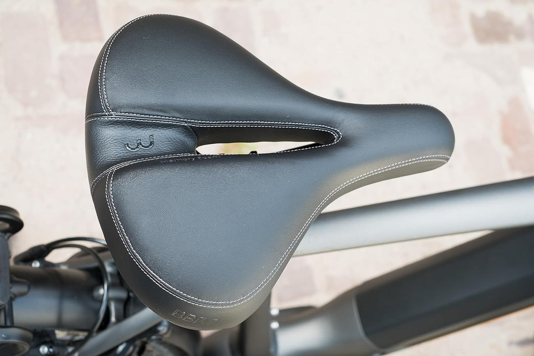 BBB Cycling SoftShape Relaxed Anatomischer Fahrradsattel I Bequemer Fahrradsitz Unisex I Komfortable