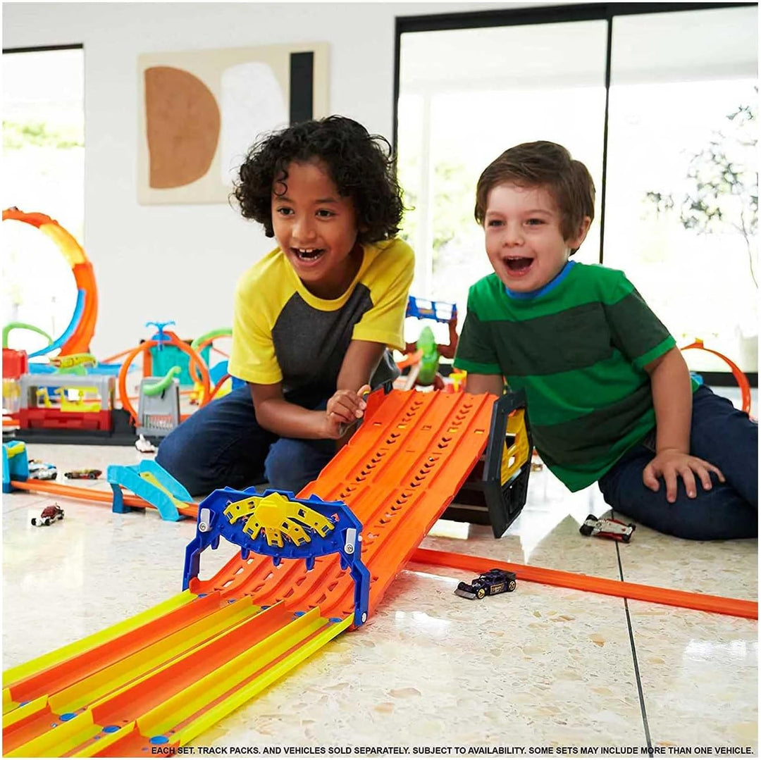 Mattel HW Massive Loop MAYH Mayhem