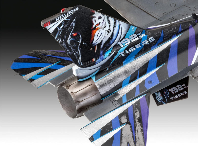 Revell 63844 Model Set Lockheed Martin F-16D Tigermeet 2014, Modellflugzeug zum Selberbauen 1,72, 21