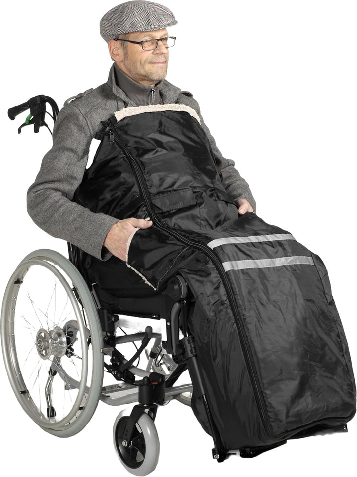 Rollstuhlsack Schwarz mit Webpelz gefüttert mit Anti Rursch Noppen & Regenponcho