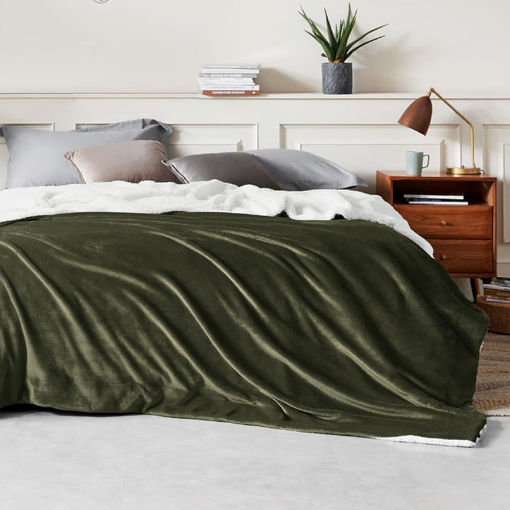 BEDSURE Kuscheldecke - Warm Sherpa Wolldecke & Sofadecke, Flauschig Sofaüberwurf Decke, Dicke Couchd