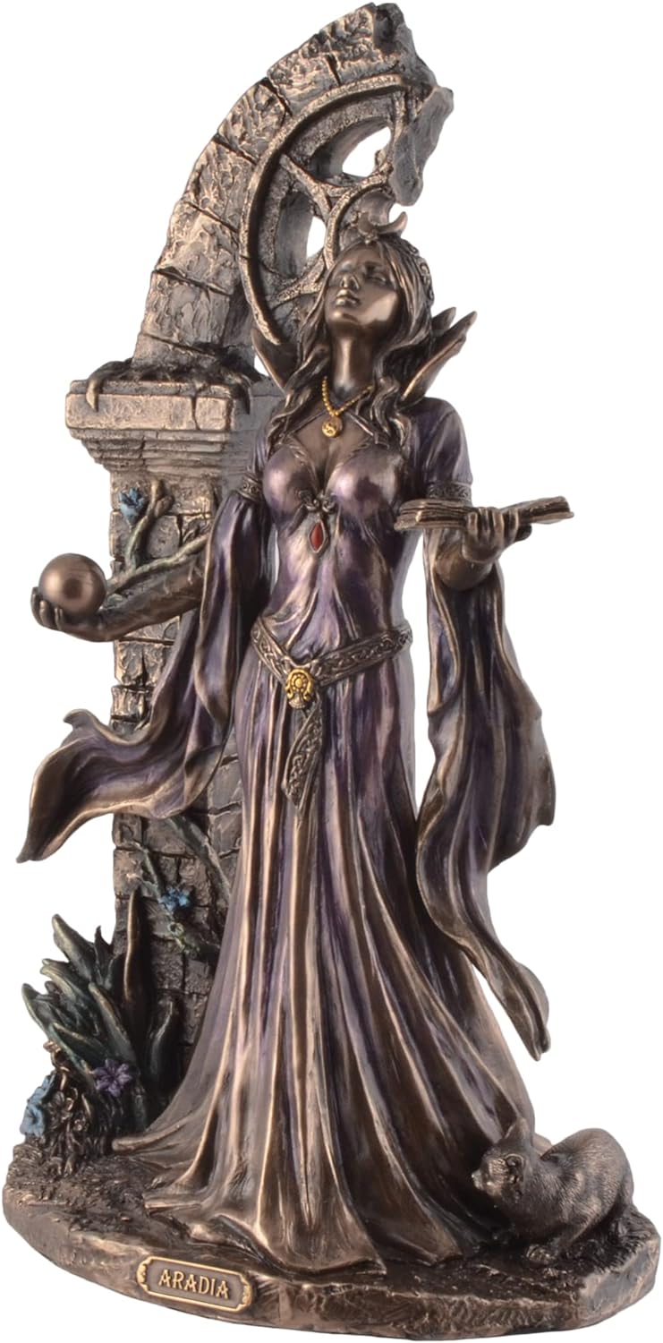 Aradia, Wiccakönigin der Hexen - by Veronese