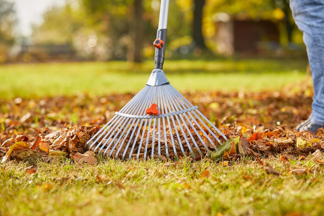 Gardena combisystem-Verstellbesen: Laubrechen mit Variabler Arbeitsbreite von 30-50 cm, ideales Gart