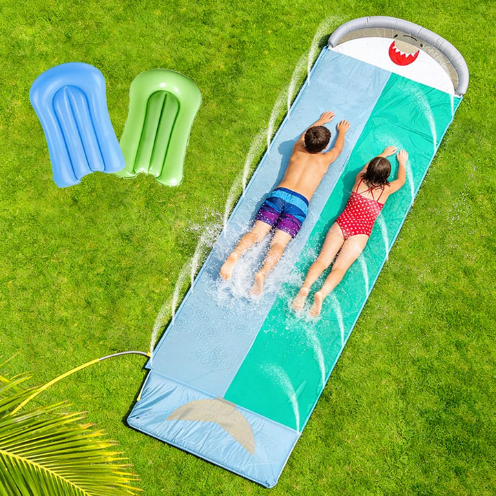 Wasserrutsche Garten, 550 * 145cm Doppel Wasserrutschmatte mit Eingebautem Sprinkler, Rutschbahn Out