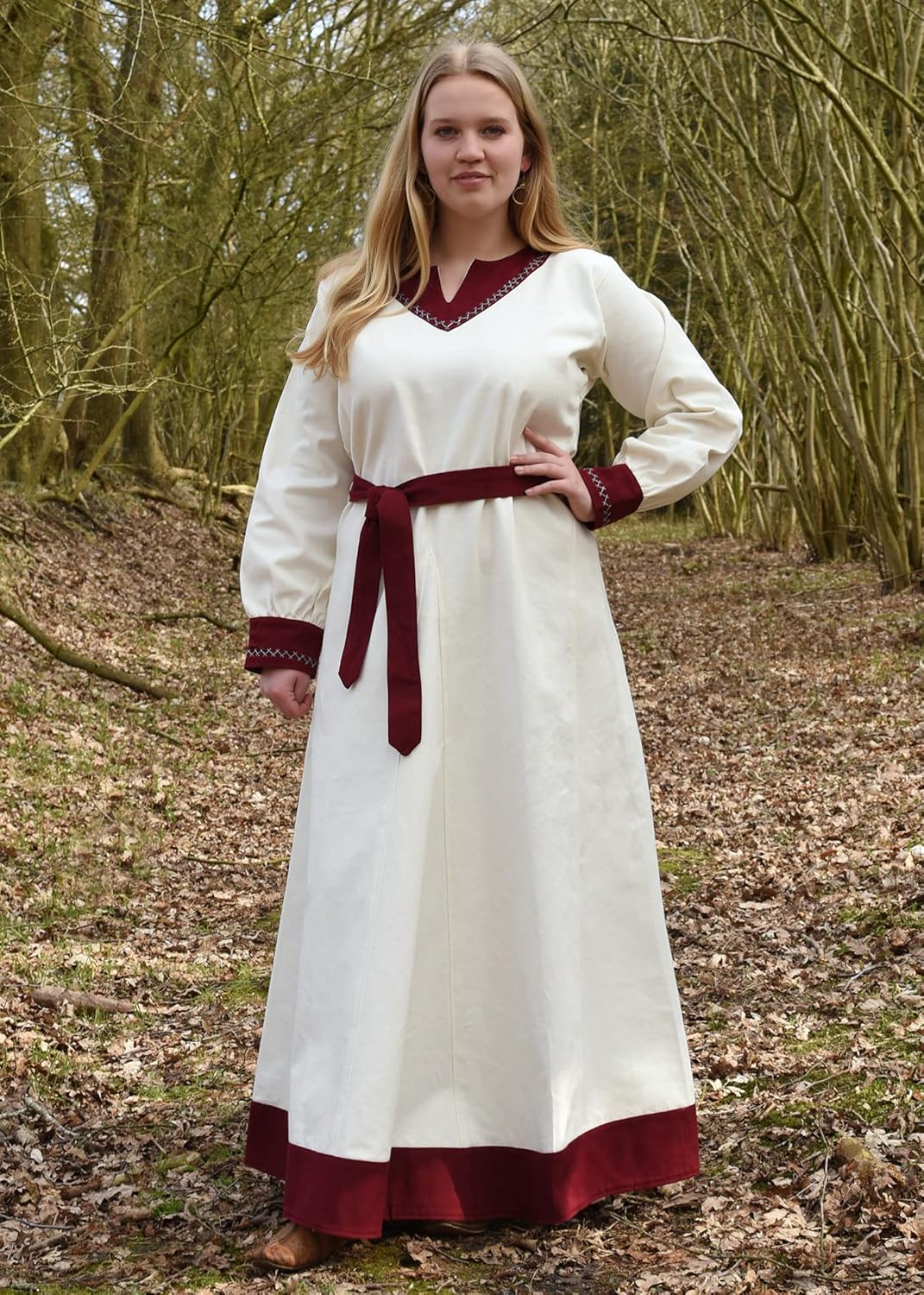 Battle-Merchant Langarm Mittelalter Kleid Jona mit Gürtel für Damen aus Baumwolle | LARP Wikingerkle