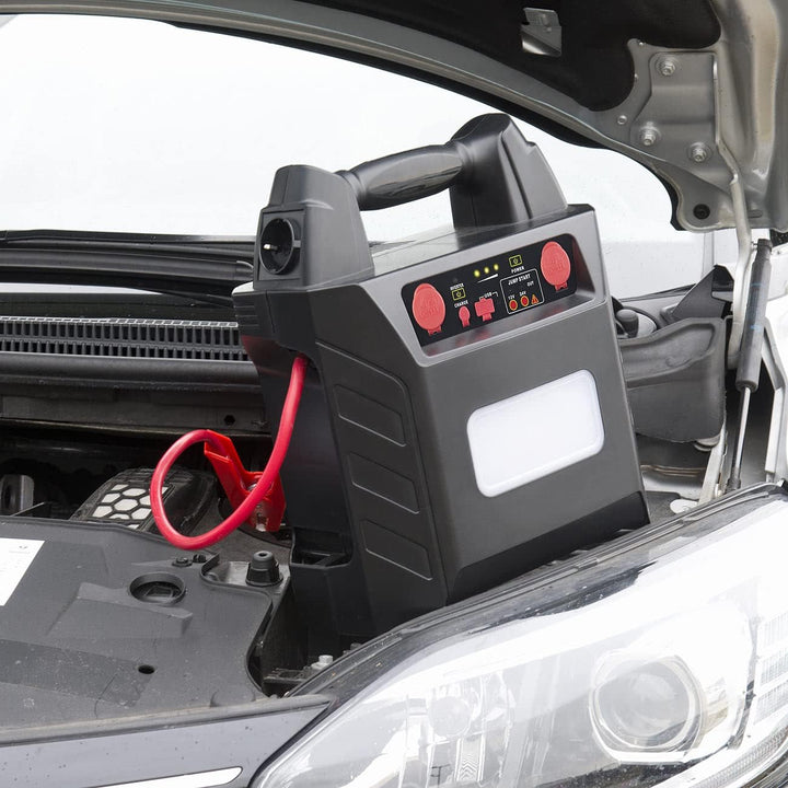 revolt Autostarter: 5in1-Starthilfe für 12/24V & Powerbank, 230 V, 2x12V, USB, 40Ah, 2000A (Kfz Star