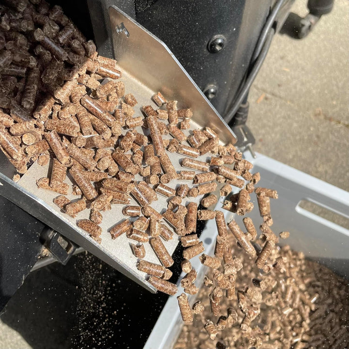 Edelstahl Pelletrutsche | Pellettrichter - magnetisch - das Upgrade für Traeger Pellet-Grills