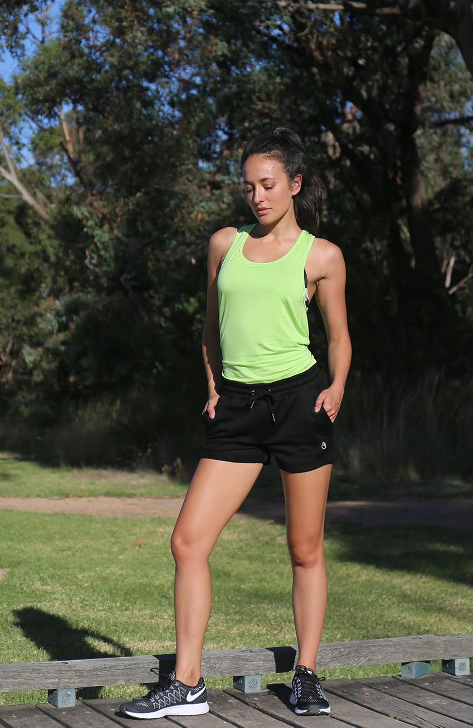 icyzone Damen Sportshorts 2er Pack Kurze Sporthose Atmungsaktive Laufshorts Bequeme Trainingsshorts