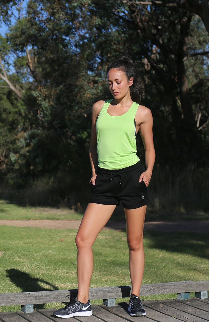 icyzone Damen Sportshorts 2er Pack Kurze Sporthose Atmungsaktive Laufshorts Bequeme Trainingsshorts