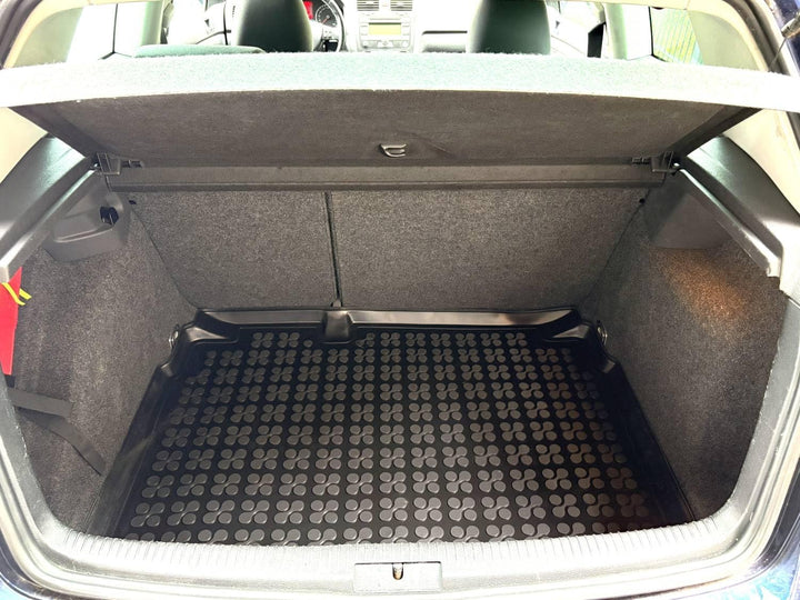 AZUGA Gummi Kofferraumwanne Premium Antirutsch passend für VW Golf 5/VW Golf 6 (vertiefter/unterer B
