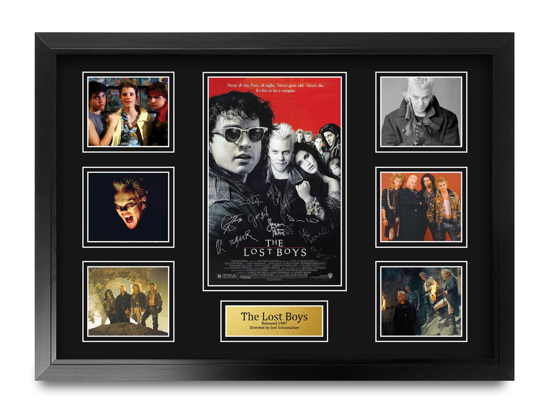 HWC Trading FR A2 Lost Boys Geschenke Geducktes Signiertes Autogramm Präsentationsdisplay für Fans v
