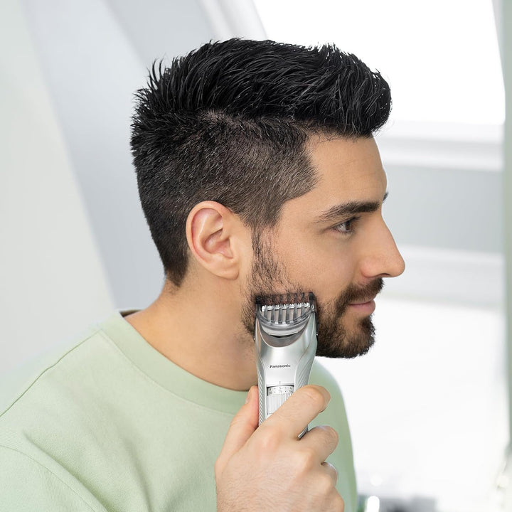 Panasonic Bart-/Haarschneider ER-GC71 mit 39 Längeneinstellungen, Bart-Trimmer für Herren, Styling &