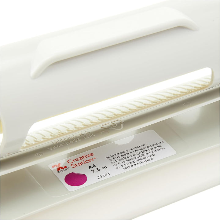 Xyron Esselte 23463 Nachfüllkassette für Xyron Creative Station, A4, laminiert, permanent, 7,5 m