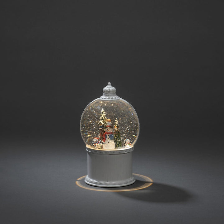 Konstsmide LED Kugellaterne, Schneemann mit Baum", weiss, wassergefüllt, wählbare Energiefunktion, m